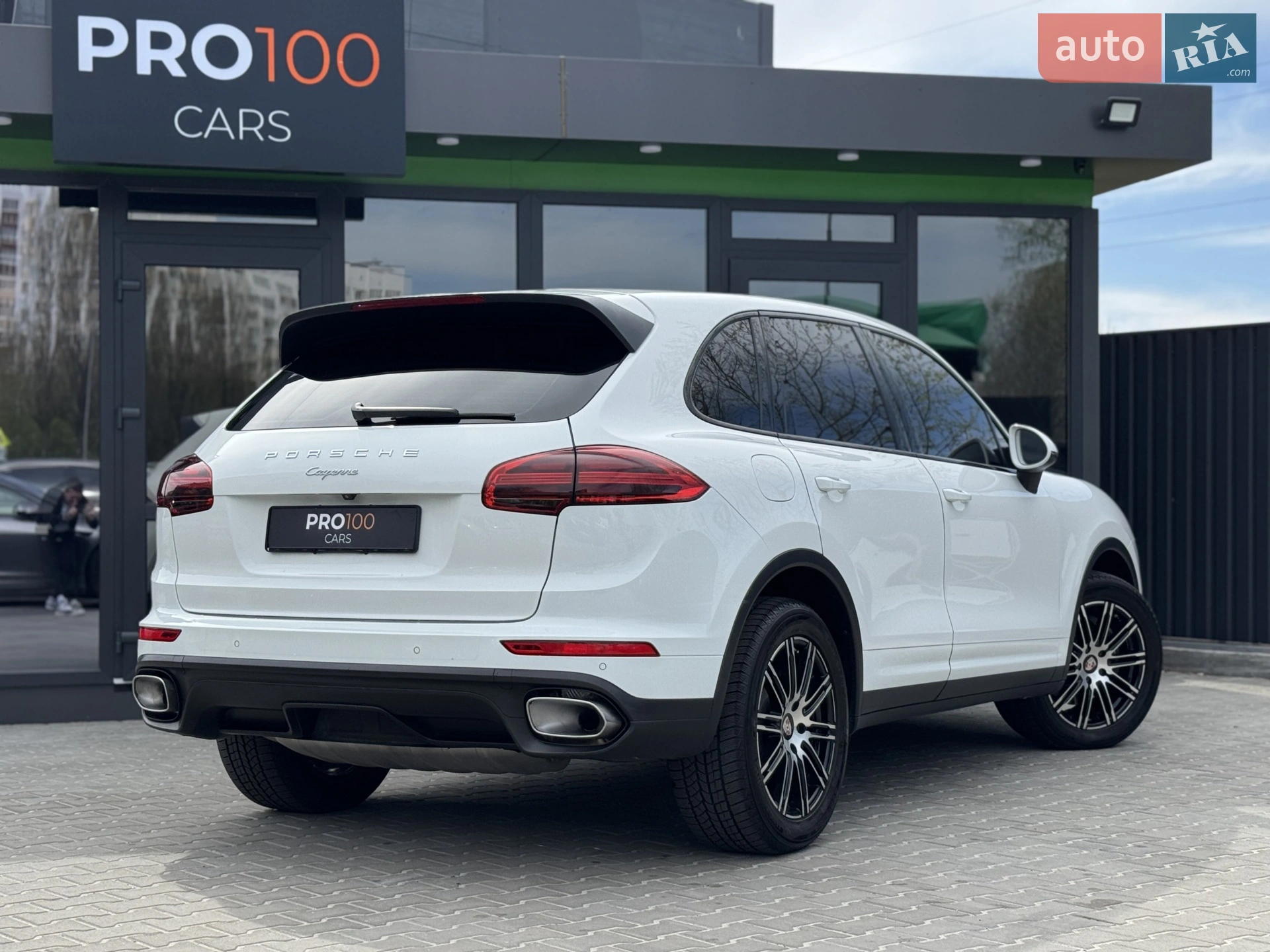 2016 Porsche Cayenne - мініатюра 8