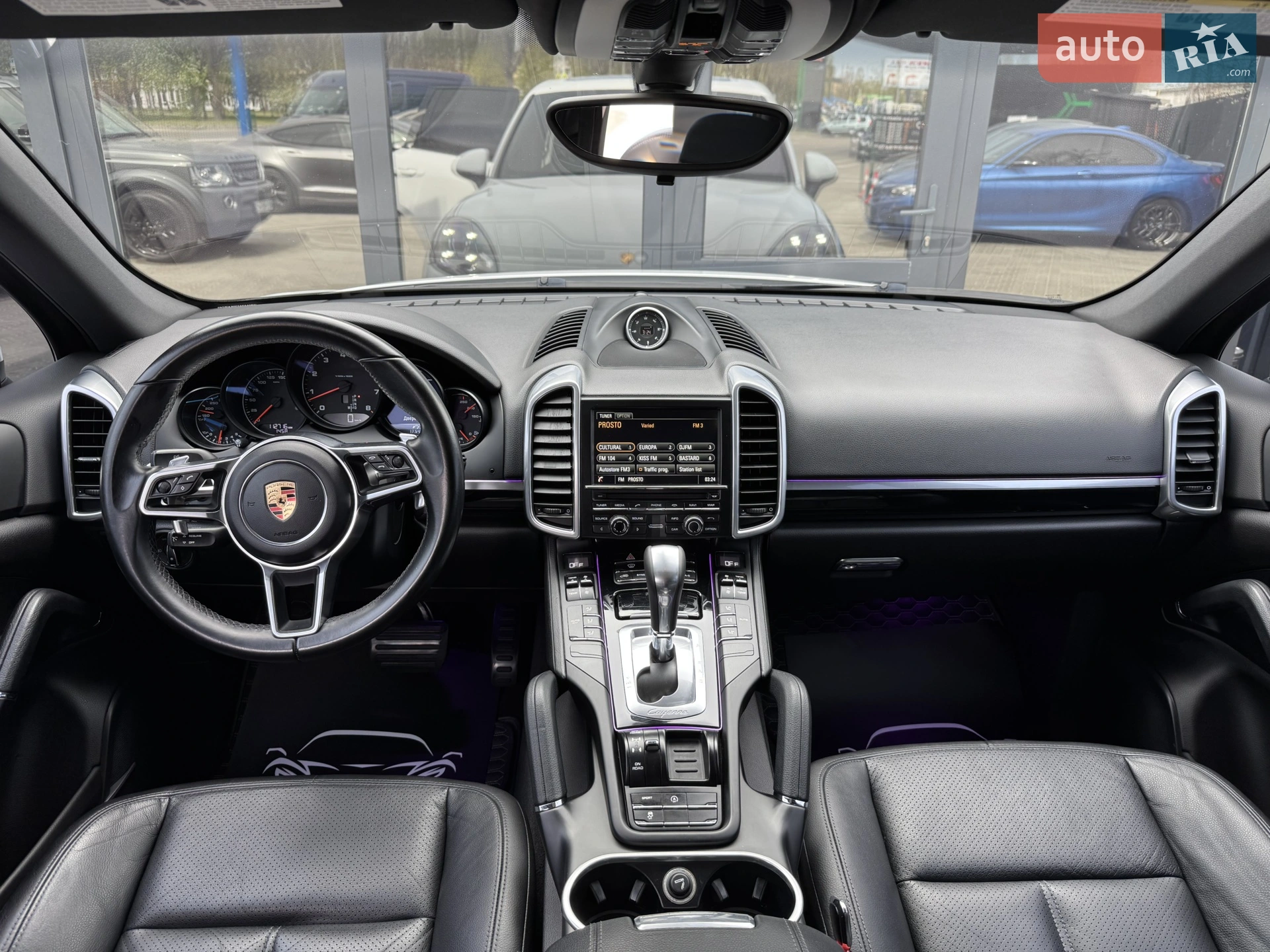 2016 Porsche Cayenne - мініатюра 24