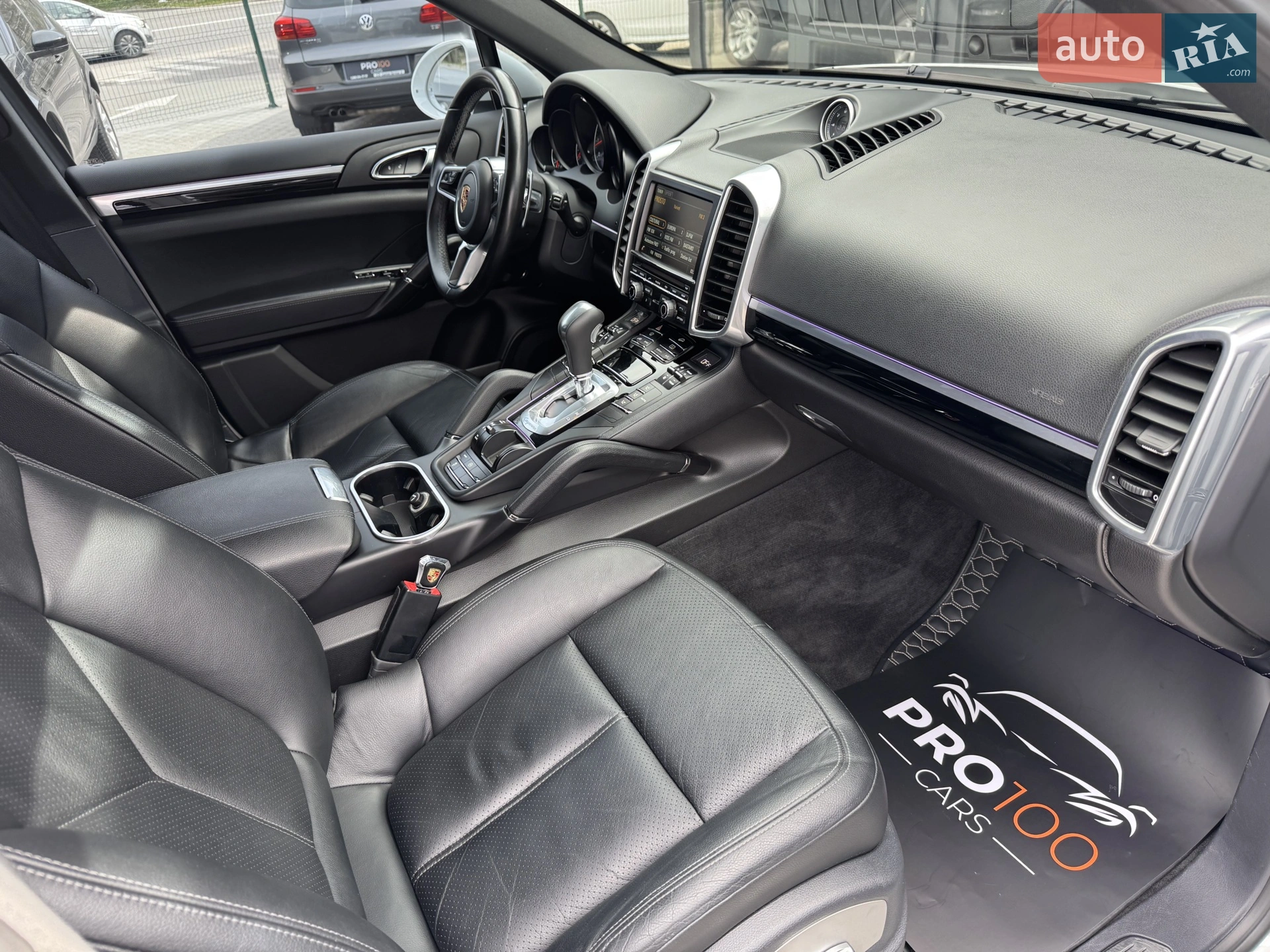 2016 Porsche Cayenne - мініатюра 27