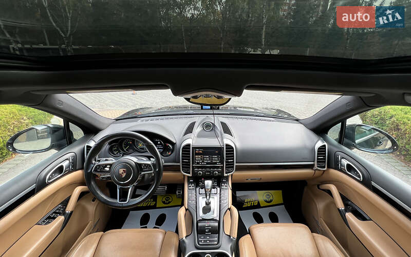 Позашляховик / Кросовер Porsche Cayenne 2015 в Львові фото 12 Позашляховик / Кросовер Porsche Cayenne 2015 в Львові