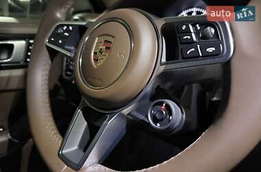 Позашляховик / Кросовер Porsche Cayenne 2019 в  фото 44 Позашляховик / Кросовер Porsche Cayenne 2019 в