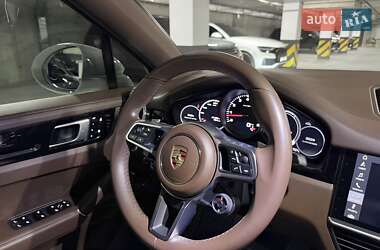 Позашляховик / Кросовер Porsche Cayenne 2019 в  фото 43 Позашляховик / Кросовер Porsche Cayenne 2019 в