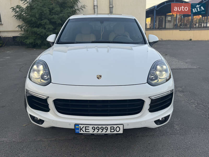 Внедорожник / Кроссовер Porsche Cayenne 2015 в Днепре фото 2 Внедорожник / Кроссовер Porsche Cayenne 2015 в Днепре