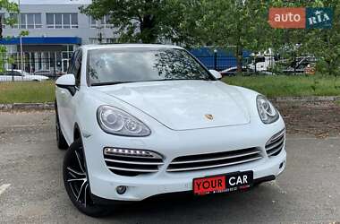 Позашляховик / Кросовер Porsche Cayenne 2014 в  фото 9 Позашляховик / Кросовер Porsche Cayenne 2014 в