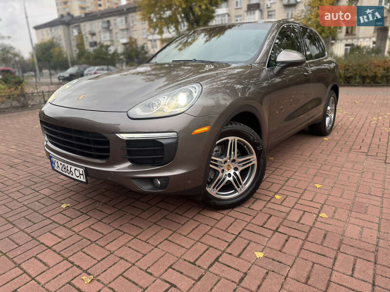 Porsche Cayenne 2015