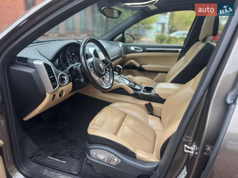 Позашляховик / Кросовер Porsche Cayenne 2015 в Києві фото 11 Позашляховик / Кросовер Porsche Cayenne 2015 в Києві