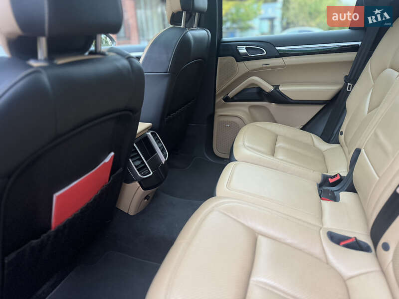 Позашляховик / Кросовер Porsche Cayenne 2015 в Києві фото 24 Позашляховик / Кросовер Porsche Cayenne 2015 в Києві