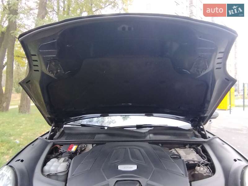 Позашляховик / Кросовер Porsche Cayenne 2018 в Чернігові фото 36 Позашляховик / Кросовер Porsche Cayenne 2018 в Чернігові