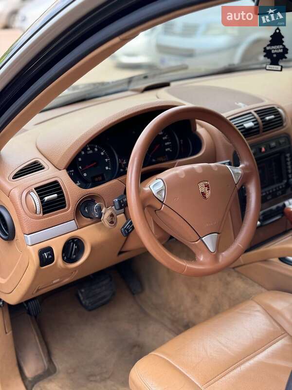 Внедорожник / Кроссовер Porsche Cayenne 2005 в Одессе