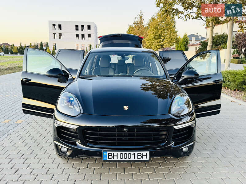 Внедорожник / Кроссовер Porsche Cayenne 2017 в Одессе фото 77 Внедорожник / Кроссовер Porsche Cayenne 2017 в Одессе