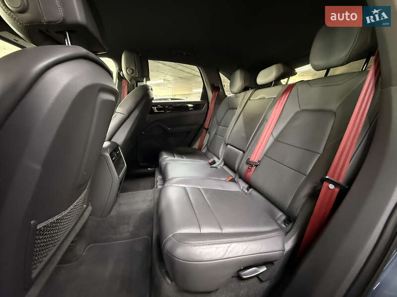 Позашляховик / Кросовер Porsche Cayenne 2019 в Одесі фото 22 Позашляховик / Кросовер Porsche Cayenne 2019 в Одесі