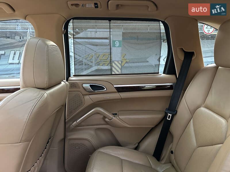 Внедорожник / Кроссовер Porsche Cayenne 2010 в Киеве фото 40 Внедорожник / Кроссовер Porsche Cayenne 2010 в Киеве