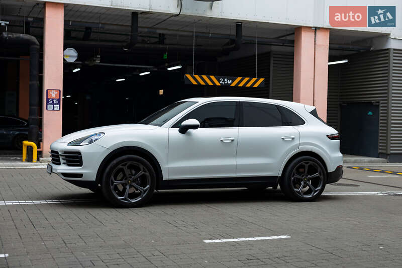 Позашляховик / Кросовер Porsche Cayenne 2020 в Києві