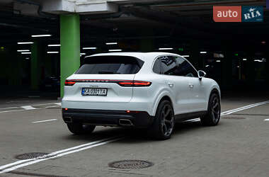 Внедорожник / Кроссовер Porsche Cayenne 2020 в Киеве