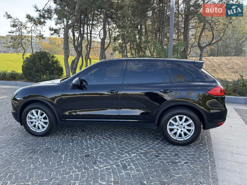 Позашляховик / Кросовер Porsche Cayenne 2014 в Дніпрі фото 12 Позашляховик / Кросовер Porsche Cayenne 2014 в Дніпрі