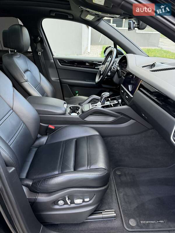 Внедорожник / Кроссовер Porsche Cayenne 2021 в Львове фото 16 Внедорожник / Кроссовер Porsche Cayenne 2021 в Львове