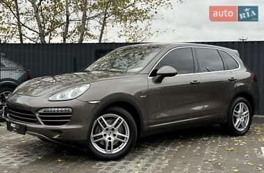 Внедорожник / Кроссовер Porsche Cayenne 2013 в Киеве