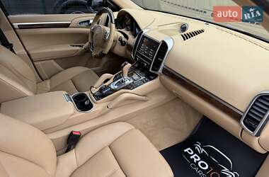 Внедорожник / Кроссовер Porsche Cayenne 2013 в Киеве