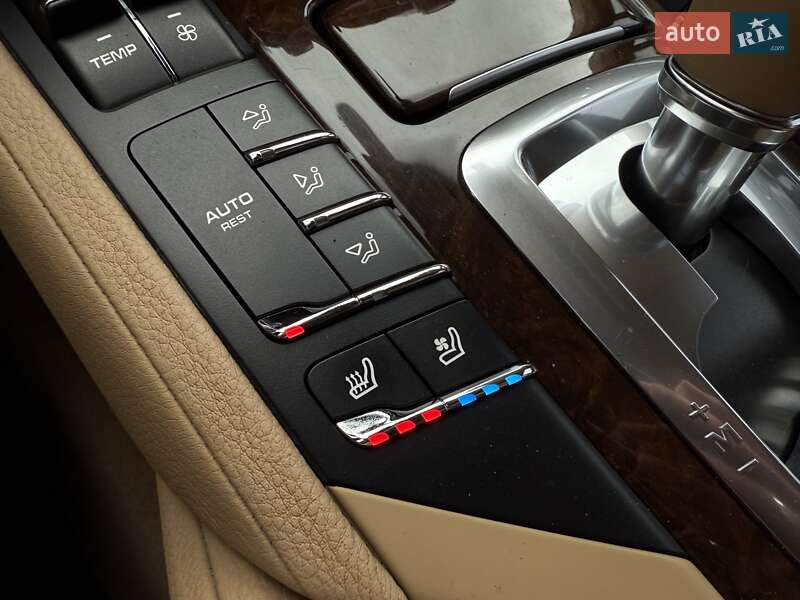 Позашляховик / Кросовер Porsche Cayenne 2013 в Києві фото 33 Позашляховик / Кросовер Porsche Cayenne 2013 в Києві