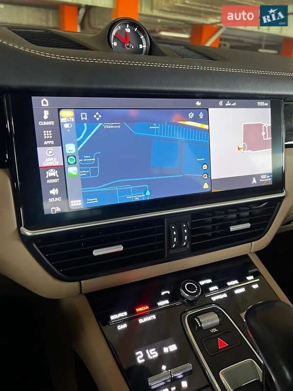 Позашляховик / Кросовер Porsche Cayenne 2018 в Львові