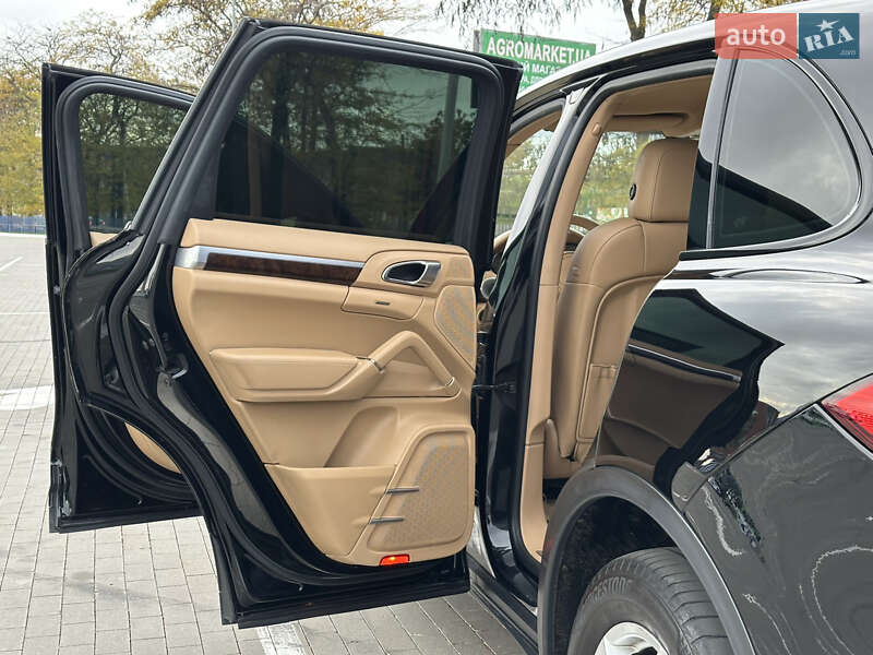 Позашляховик / Кросовер Porsche Cayenne 2013 в Одесі фото 40 Позашляховик / Кросовер Porsche Cayenne 2013 в Одесі