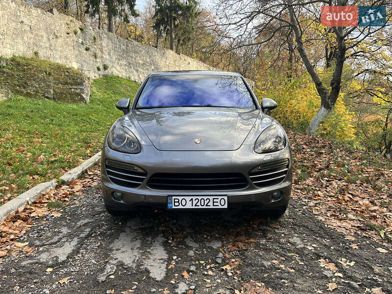 Внедорожник / Кроссовер Porsche Cayenne 2012 в Тернополе фото 3 Внедорожник / Кроссовер Porsche Cayenne 2012 в Тернополе