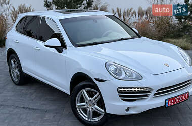 Позашляховик / Кросовер Porsche Cayenne 2014 в Луцьку