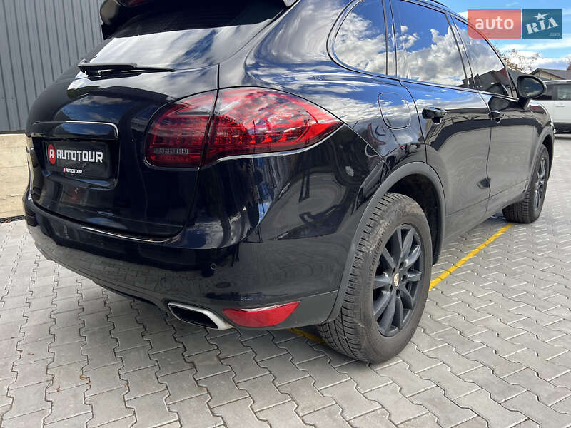 Позашляховик / Кросовер Porsche Cayenne 2011 в Чернівцях фото 18 Позашляховик / Кросовер Porsche Cayenne 2011 в Чернівцях