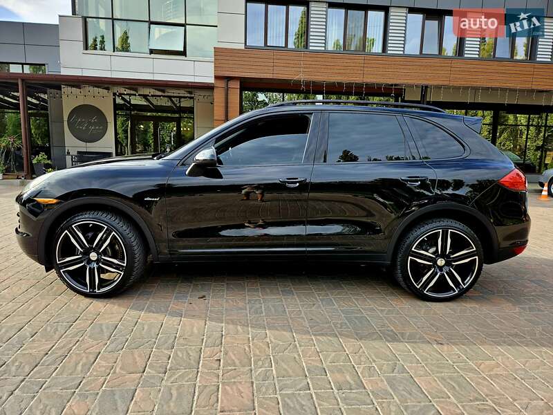 Внедорожник / Кроссовер Porsche Cayenne 2013 в Полтаве фото 5 Внедорожник / Кроссовер Porsche Cayenne 2013 в Полтаве