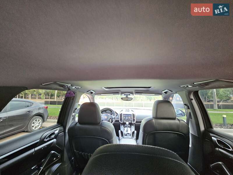 Внедорожник / Кроссовер Porsche Cayenne 2013 в Полтаве фото 64 Внедорожник / Кроссовер Porsche Cayenne 2013 в Полтаве