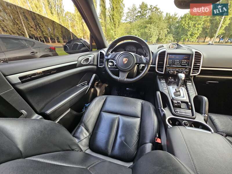 Внедорожник / Кроссовер Porsche Cayenne 2013 в Полтаве фото 86 Внедорожник / Кроссовер Porsche Cayenne 2013 в Полтаве