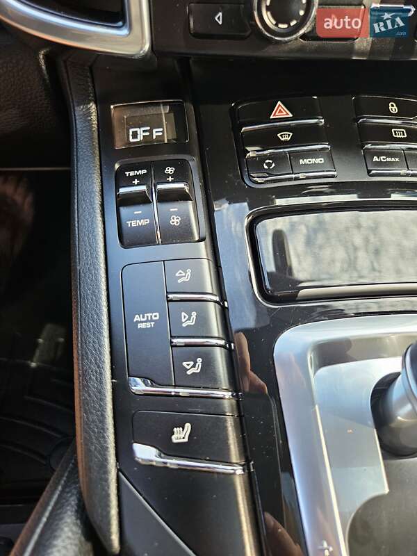 Внедорожник / Кроссовер Porsche Cayenne 2013 в Полтаве фото 122 Внедорожник / Кроссовер Porsche Cayenne 2013 в Полтаве