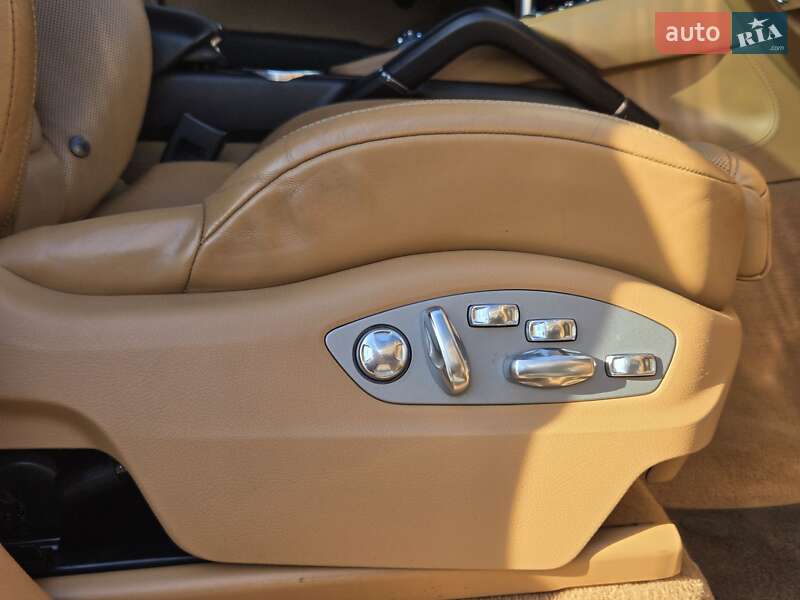 Внедорожник / Кроссовер Porsche Cayenne 2010 в Киеве