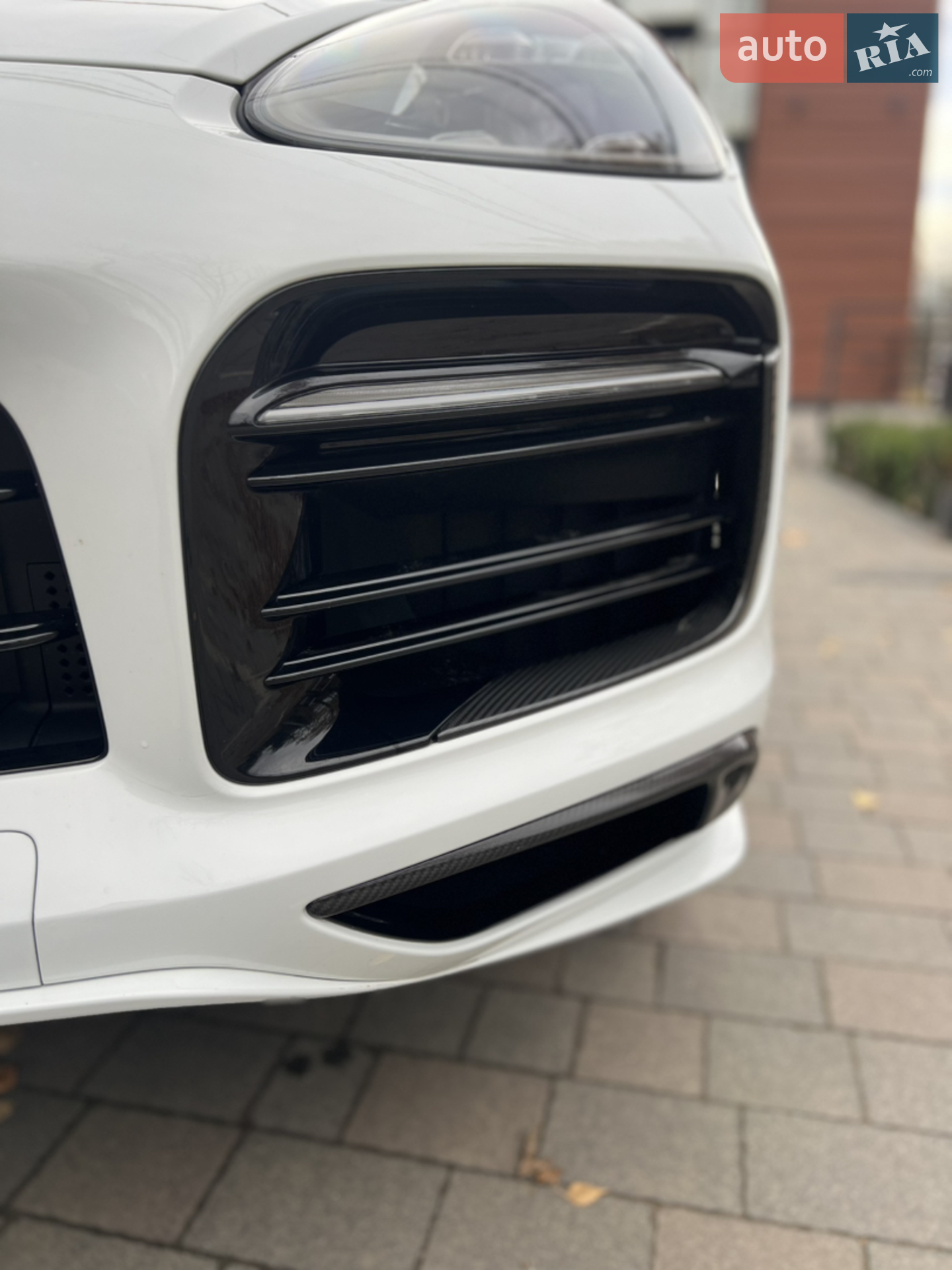 2020 Porsche Cayenne - мініатюра 4