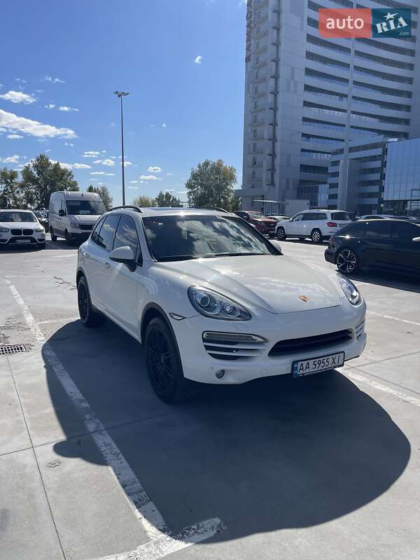 Позашляховик / Кросовер Porsche Cayenne 2010 в Києві фото 3 Позашляховик / Кросовер Porsche Cayenne 2010 в Києві