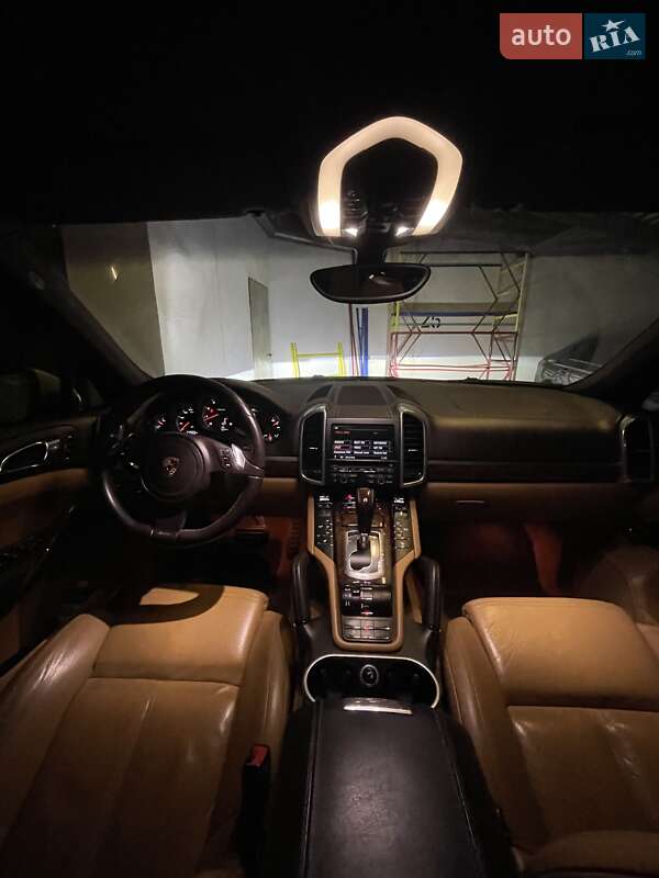 Позашляховик / Кросовер Porsche Cayenne 2010 в Києві фото 10 Позашляховик / Кросовер Porsche Cayenne 2010 в Києві