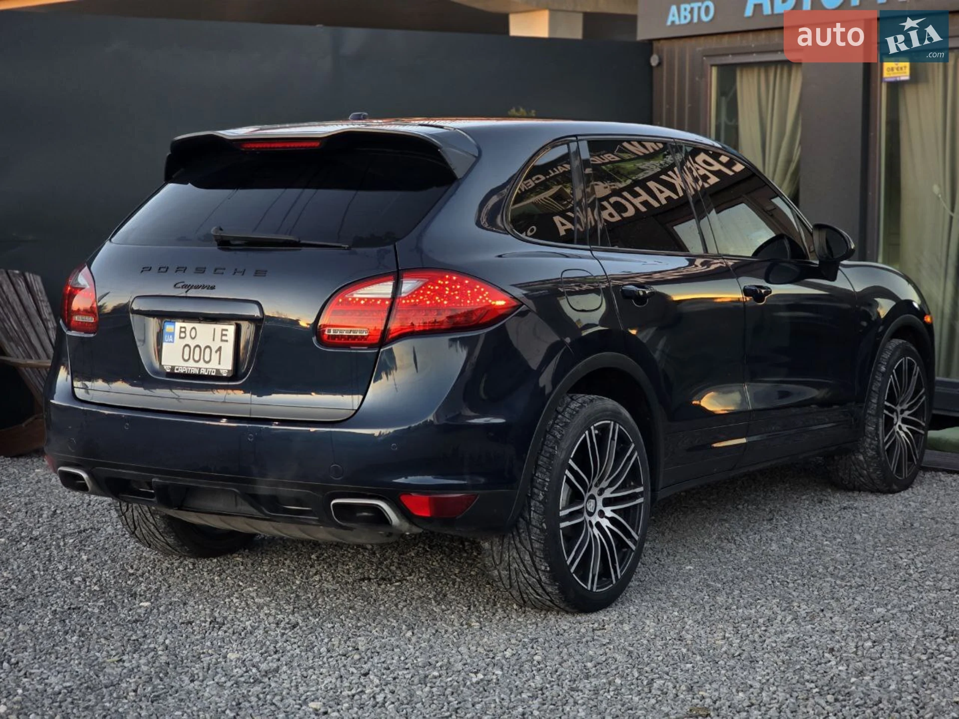 2011 Porsche Cayenne - мініатюра 11