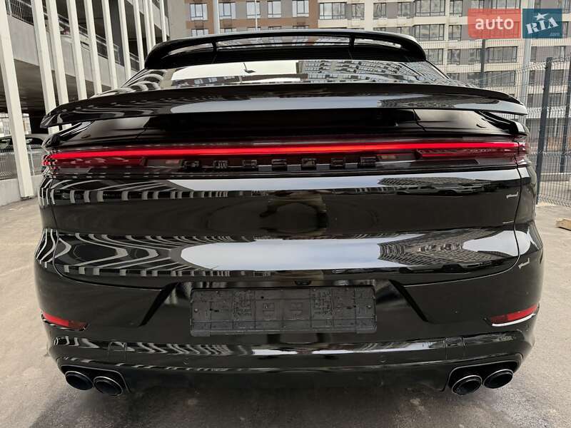 Внедорожник / Кроссовер Porsche Cayenne 2024 в Киеве