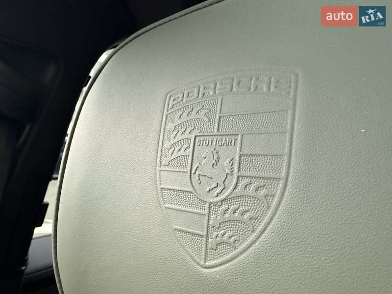 Внедорожник / Кроссовер Porsche Cayenne 2024 в Киеве