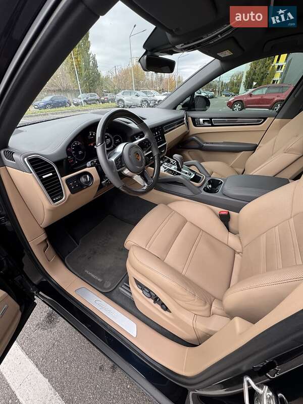 Позашляховик / Кросовер Porsche Cayenne 2021 в Києві фото 15 Позашляховик / Кросовер Porsche Cayenne 2021 в Києві