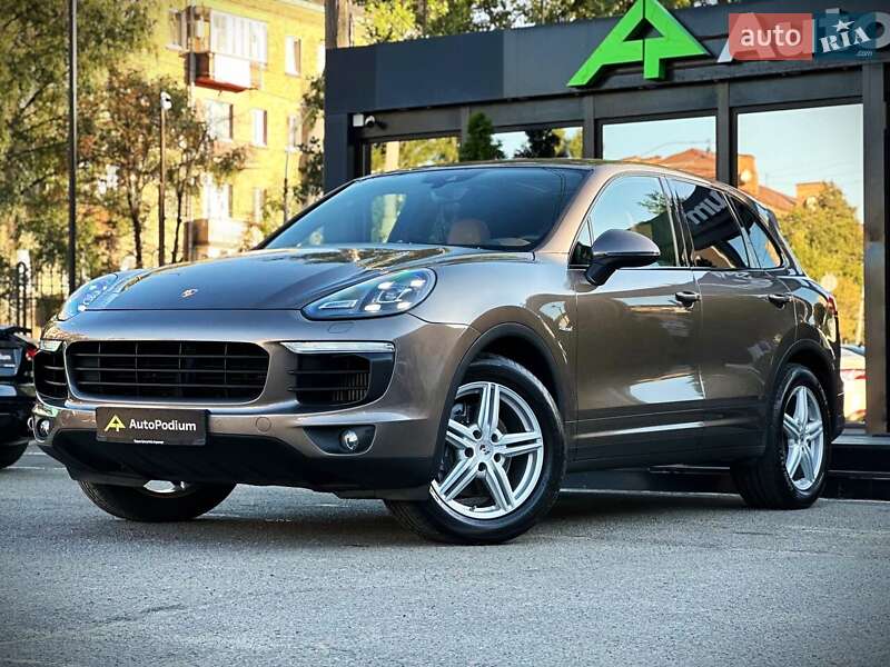 Внедорожник / Кроссовер Porsche Cayenne 2016 в Киеве фото 5 Внедорожник / Кроссовер Porsche Cayenne 2016 в Киеве