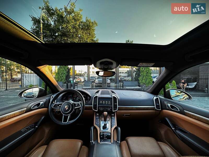 Внедорожник / Кроссовер Porsche Cayenne 2016 в Киеве фото 34 Внедорожник / Кроссовер Porsche Cayenne 2016 в Киеве