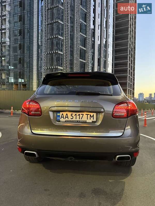 Внедорожник / Кроссовер Porsche Cayenne 2013 в Киеве фото 5 Внедорожник / Кроссовер Porsche Cayenne 2013 в Киеве