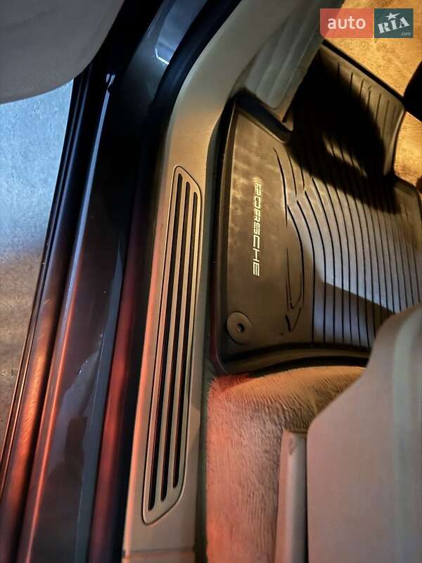 Внедорожник / Кроссовер Porsche Cayenne 2013 в Киеве фото 15 Внедорожник / Кроссовер Porsche Cayenne 2013 в Киеве