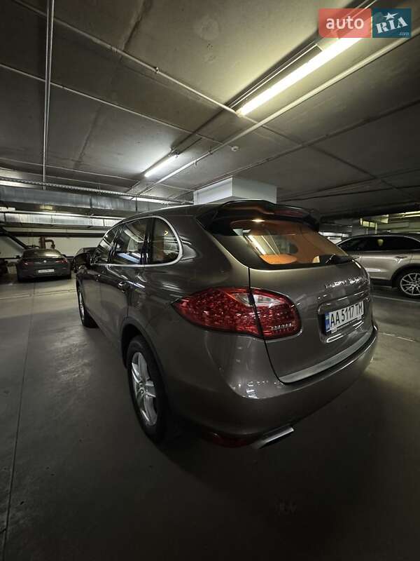 Внедорожник / Кроссовер Porsche Cayenne 2013 в Киеве фото 20 Внедорожник / Кроссовер Porsche Cayenne 2013 в Киеве