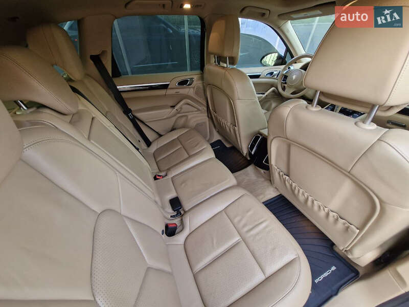 Позашляховик / Кросовер Porsche Cayenne 2013 в Києві фото 15 Позашляховик / Кросовер Porsche Cayenne 2013 в Києві