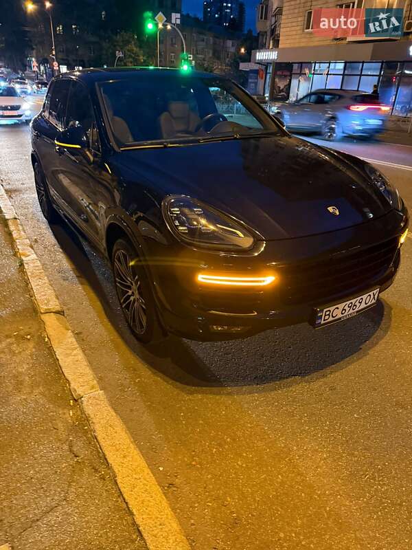 Позашляховик / Кросовер Porsche Cayenne 2015 в Києві фото 15 Позашляховик / Кросовер Porsche Cayenne 2015 в Києві