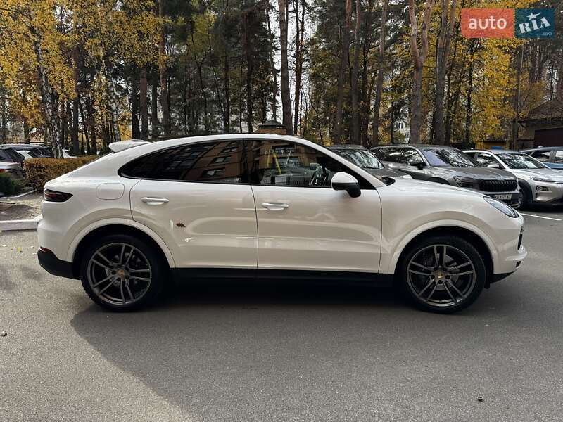 Позашляховик / Кросовер Porsche Cayenne 2021 в Броварах