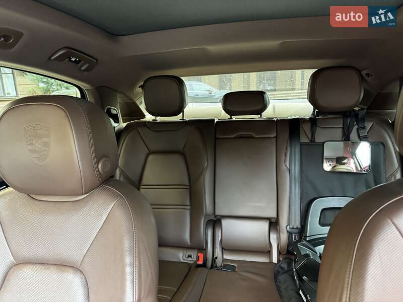 Позашляховик / Кросовер Porsche Cayenne 2021 в Броварах