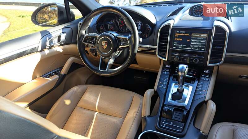 Позашляховик / Кросовер Porsche Cayenne 2015 в Києві фото 27 Позашляховик / Кросовер Porsche Cayenne 2015 в Києві